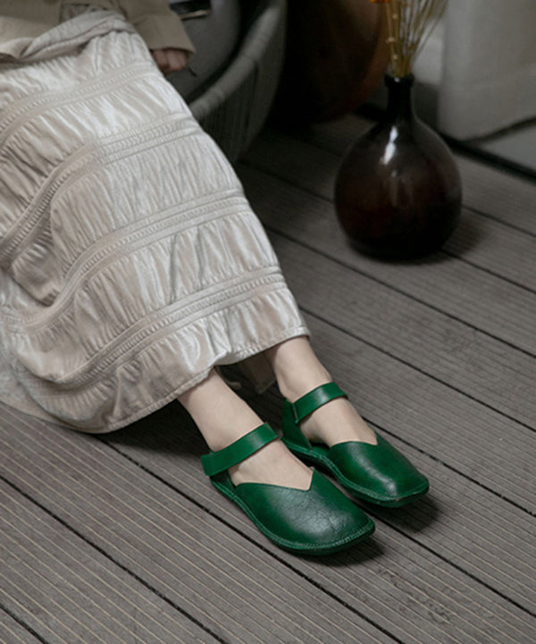 Graceful Orthopedic Flats for Modern Look