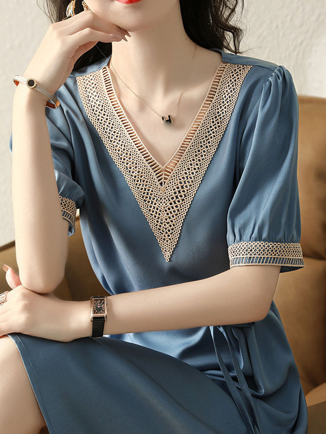 Classic Vintage & Enduringly Stylish Dress