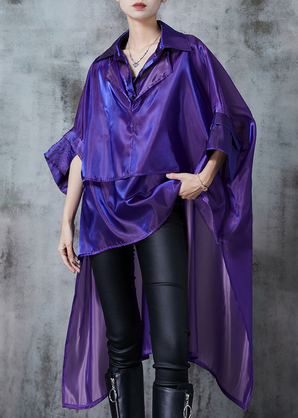 Well Tailored Shirt with a Graceful Silhouette