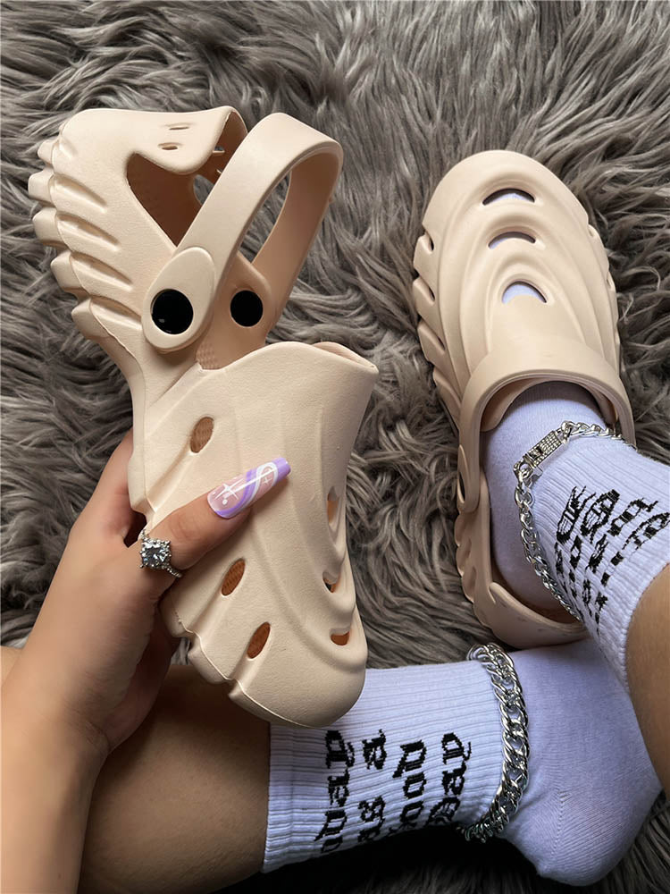 Chic Orthopedic Flats with Unique Design