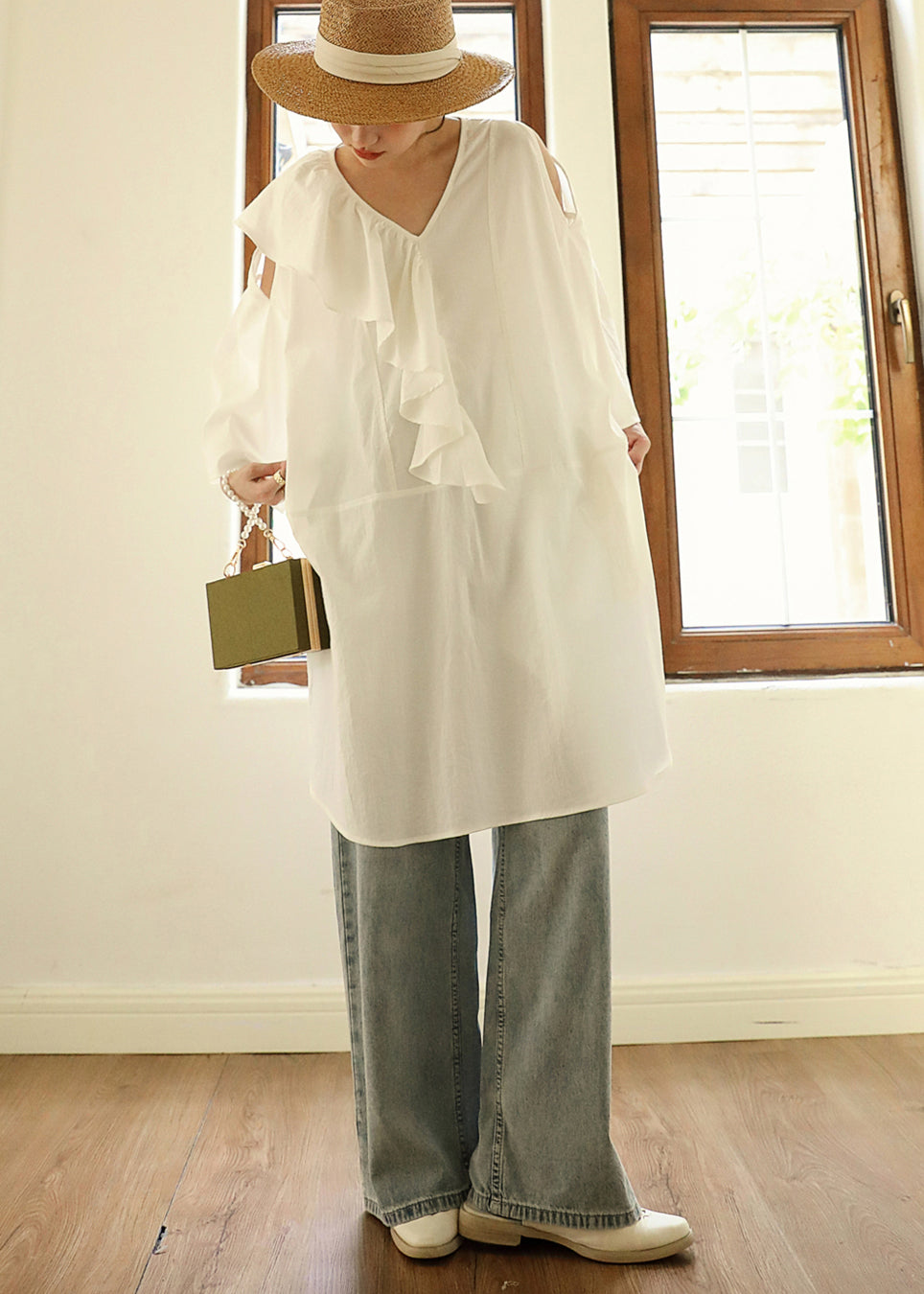 Gracefully Styled Dress for Any Occasion