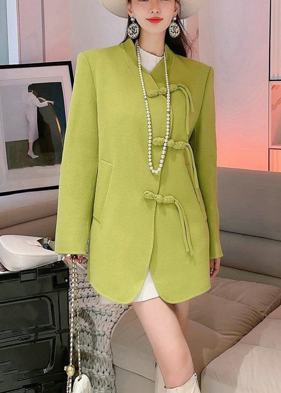 Classic Vintage Coat with a Flattering Fit