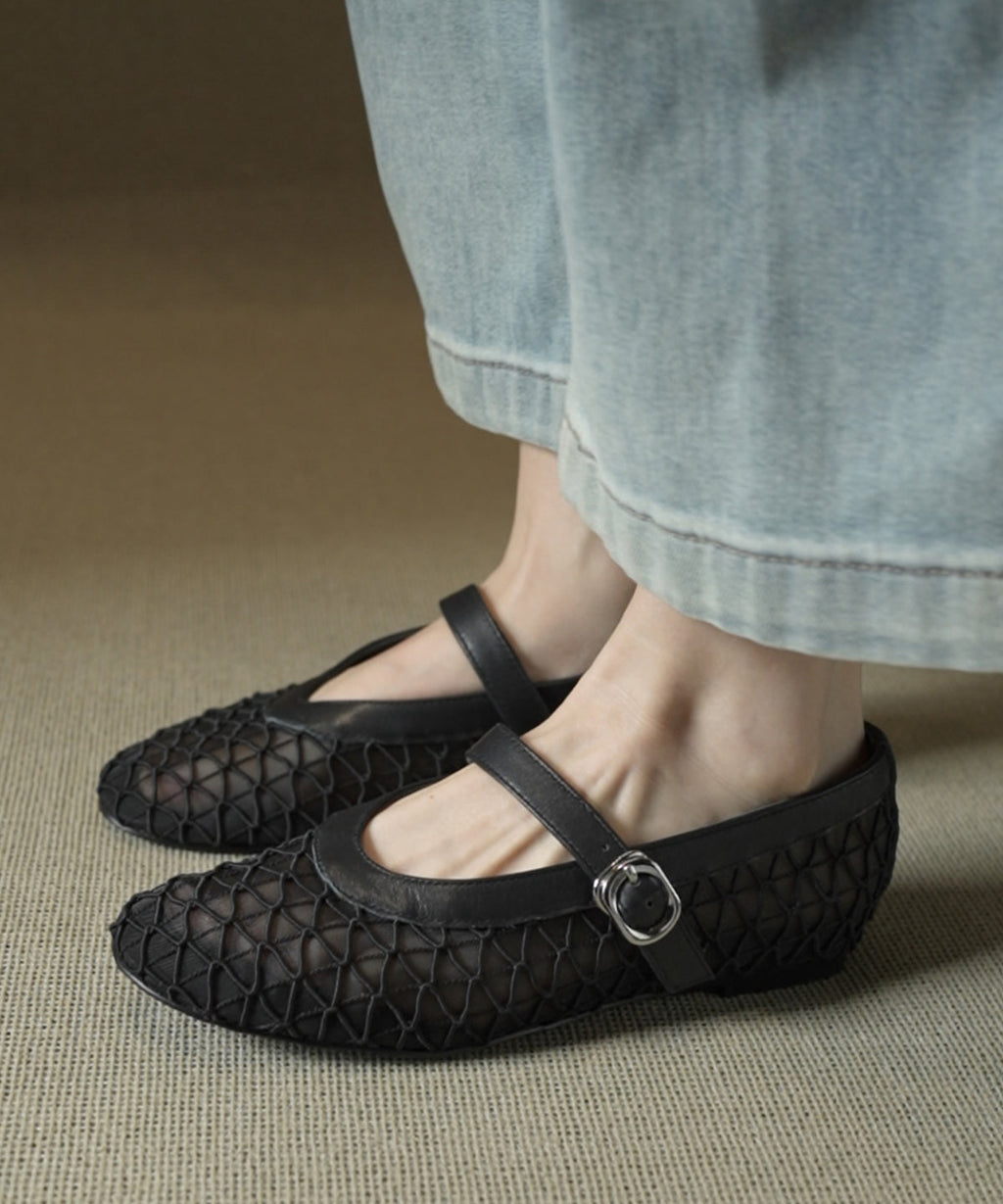 Graceful Orthopedic Sandals for Modern Look