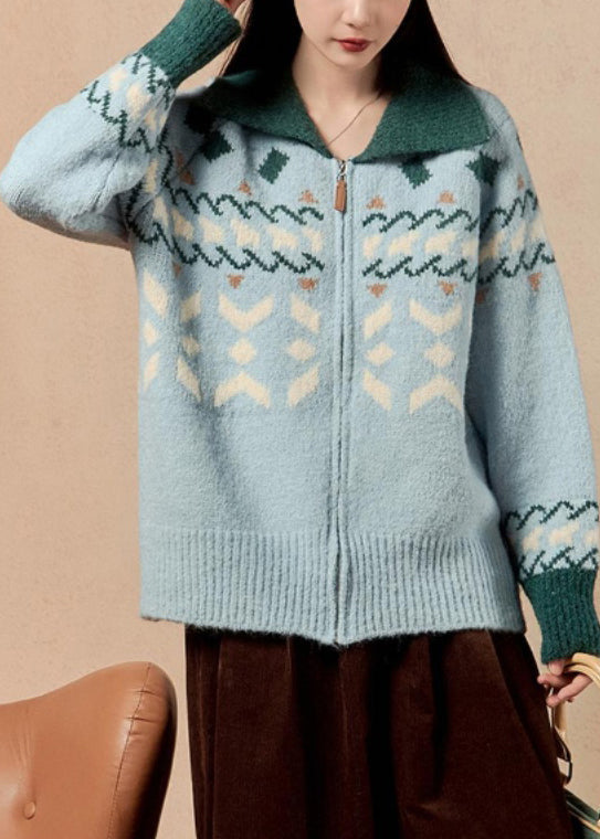 Gracefully Styled Coat for Any Occasion
