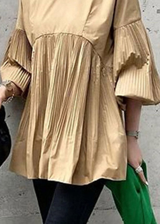 A Vintage Style Shirt with Delicate Timeless Details