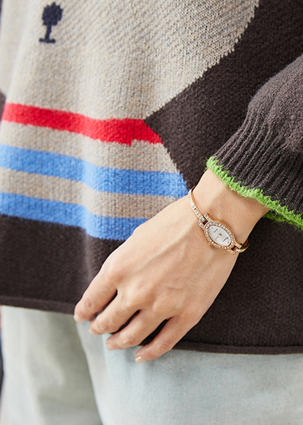 Elegantly Styled Sweater for Everyday Wear