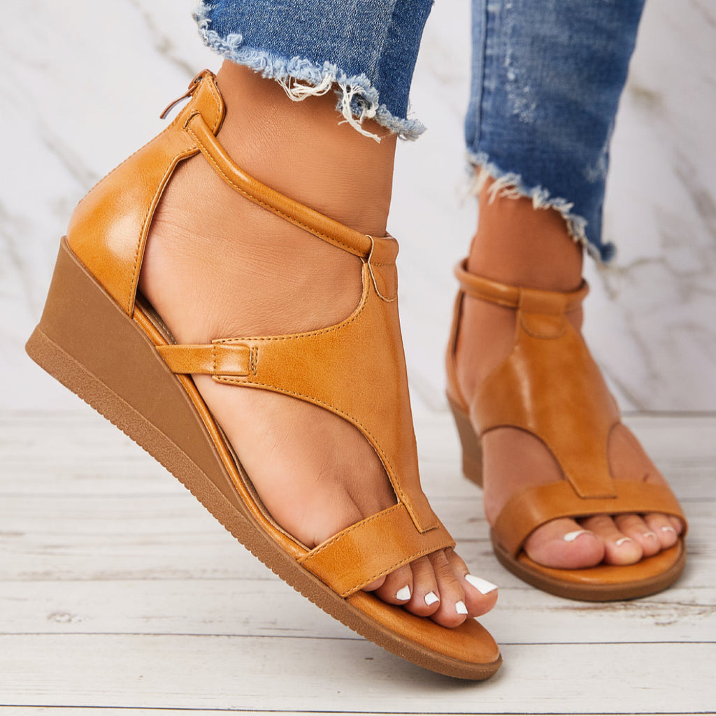 Beautifully Crafted Orthopedic Sandals