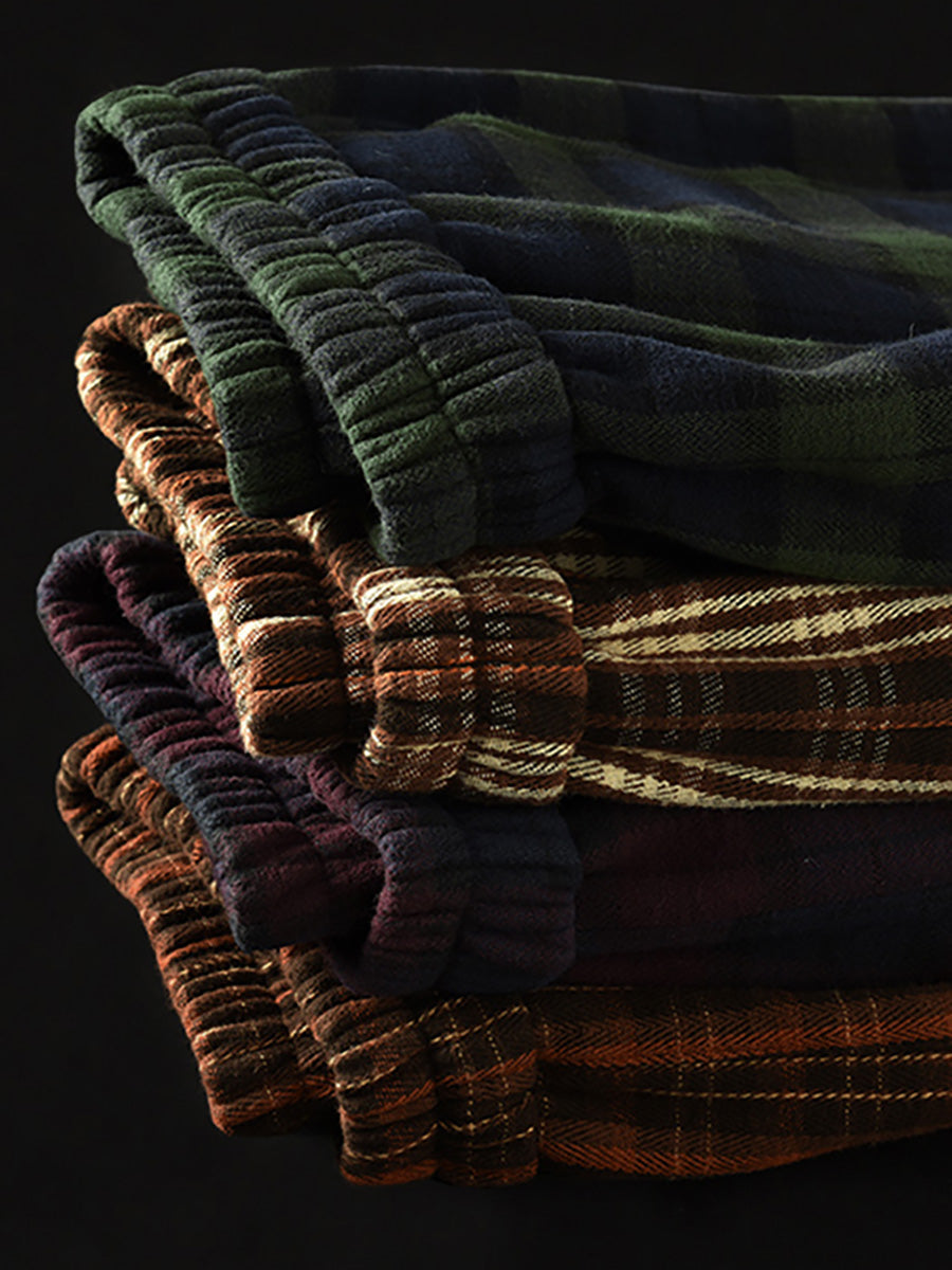 Effortlessly Elegant Pants with a Timeless Design