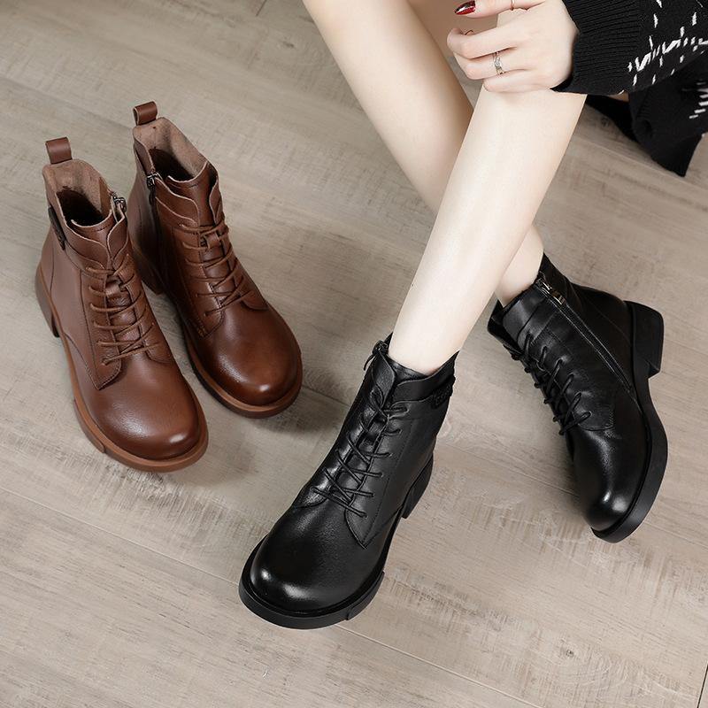 Graceful Orthopedic Boots for Modern Look