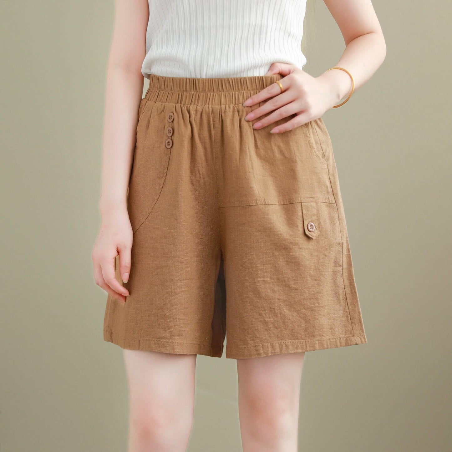 Sophisticated Garment with a Clean Classic Look