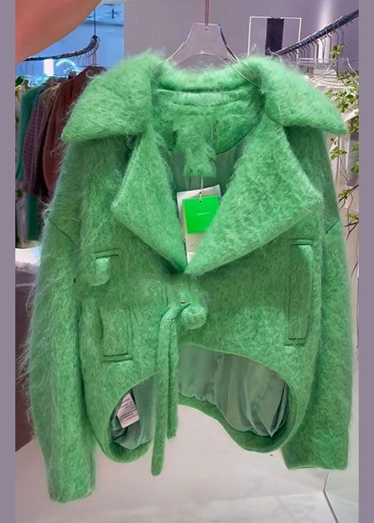 Gracefully Styled Coat for Any Occasion