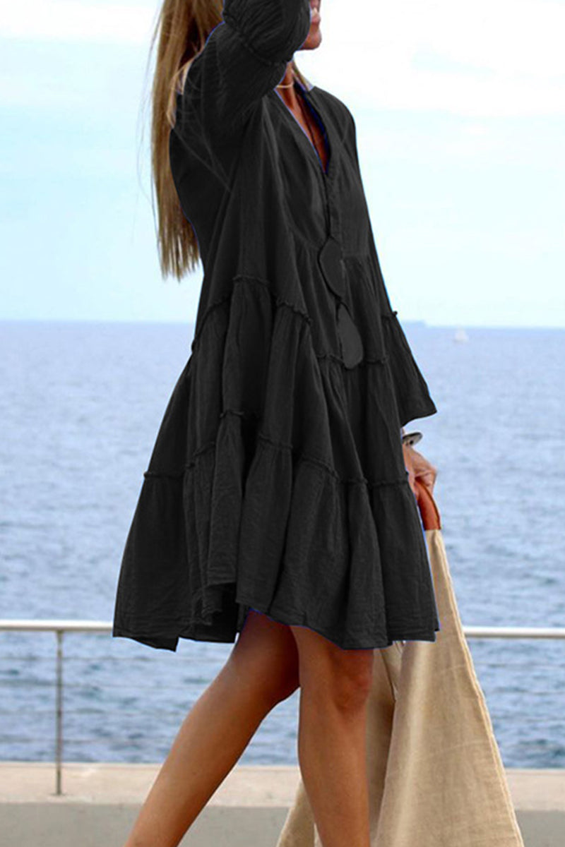 Beautifully Finished Dress in a Timeless Design