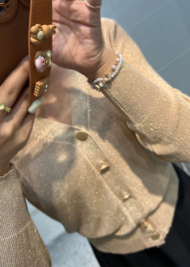 A Vintage Style Top with Delicate Timeless Details