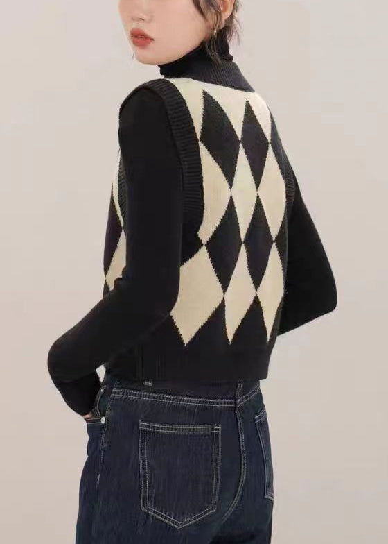 Classic Vintage & Enduringly Stylish Coat