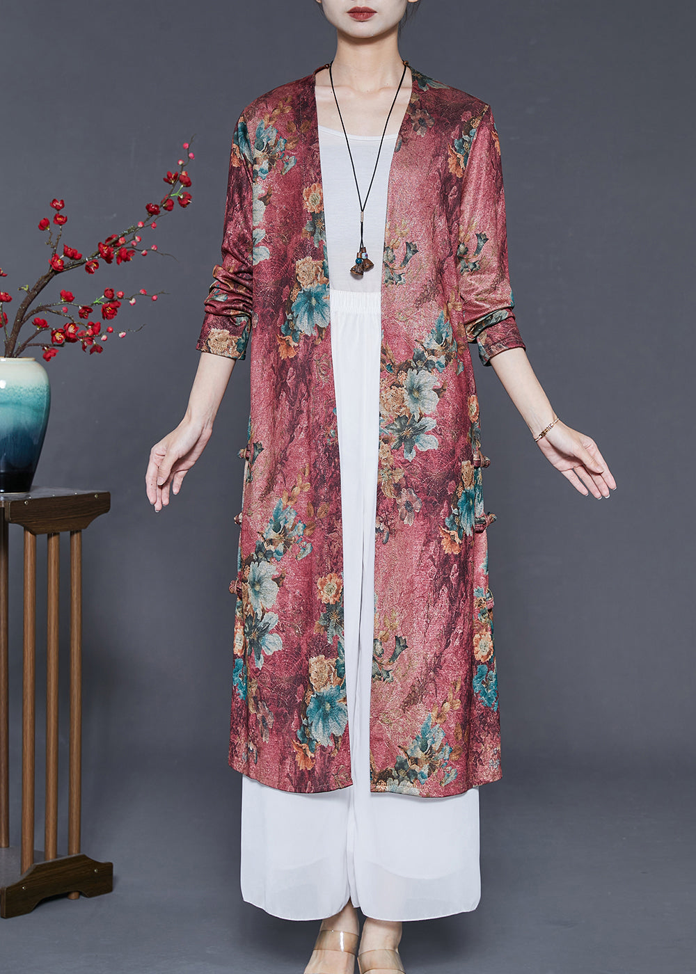 Gracefully Styled Cardigan for Any Occasion
