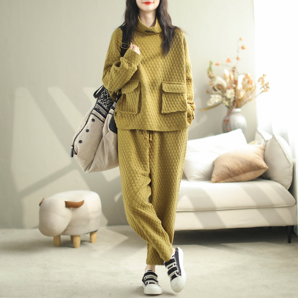 Well Tailored Coat with a Graceful Silhouette