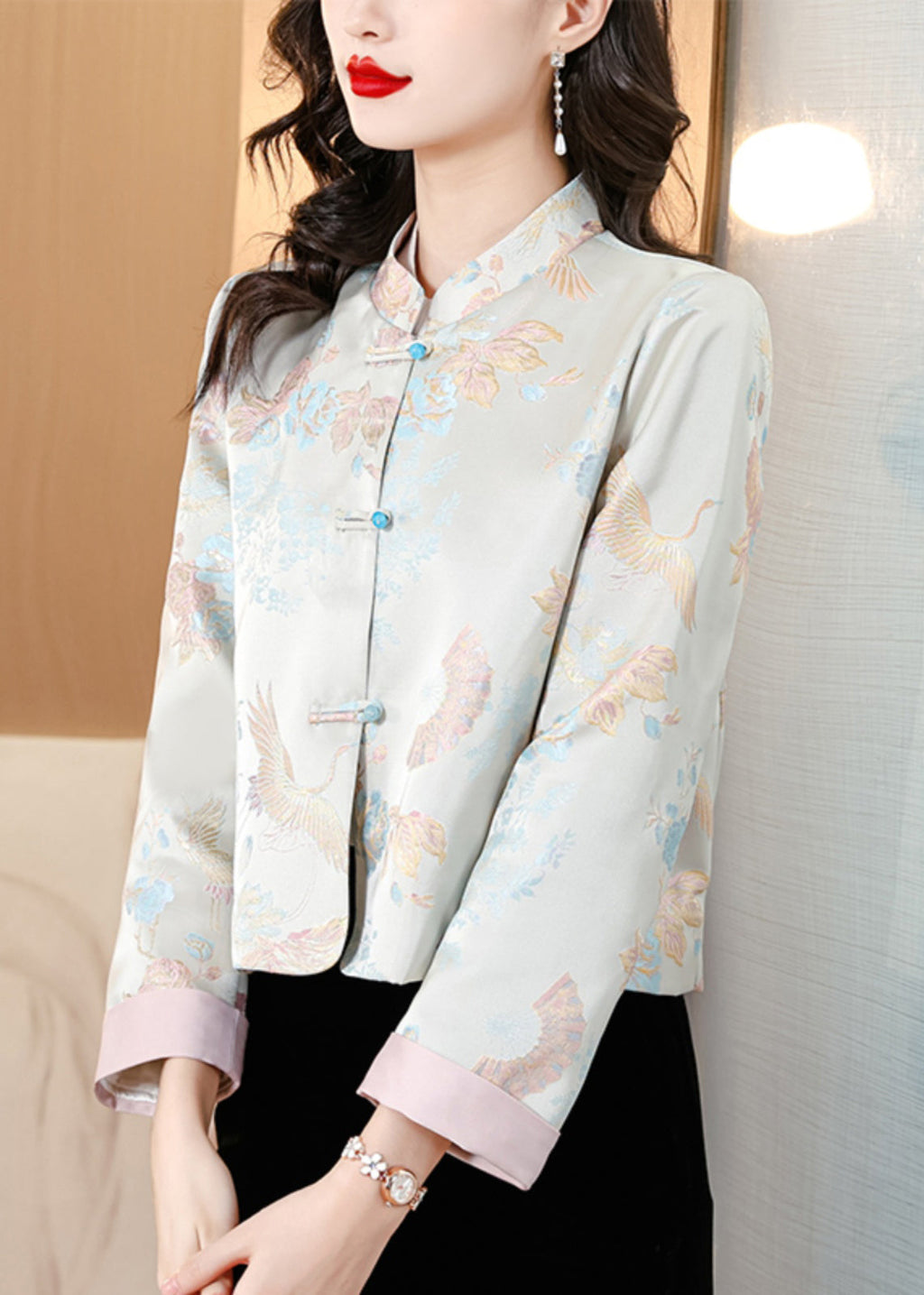 Classic Vintage & Enduringly Stylish Coat