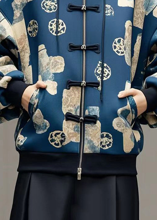 Well Tailored Coat with a Graceful Silhouette