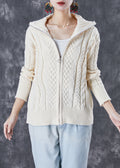 Gracefully Styled Coat for Any Occasion