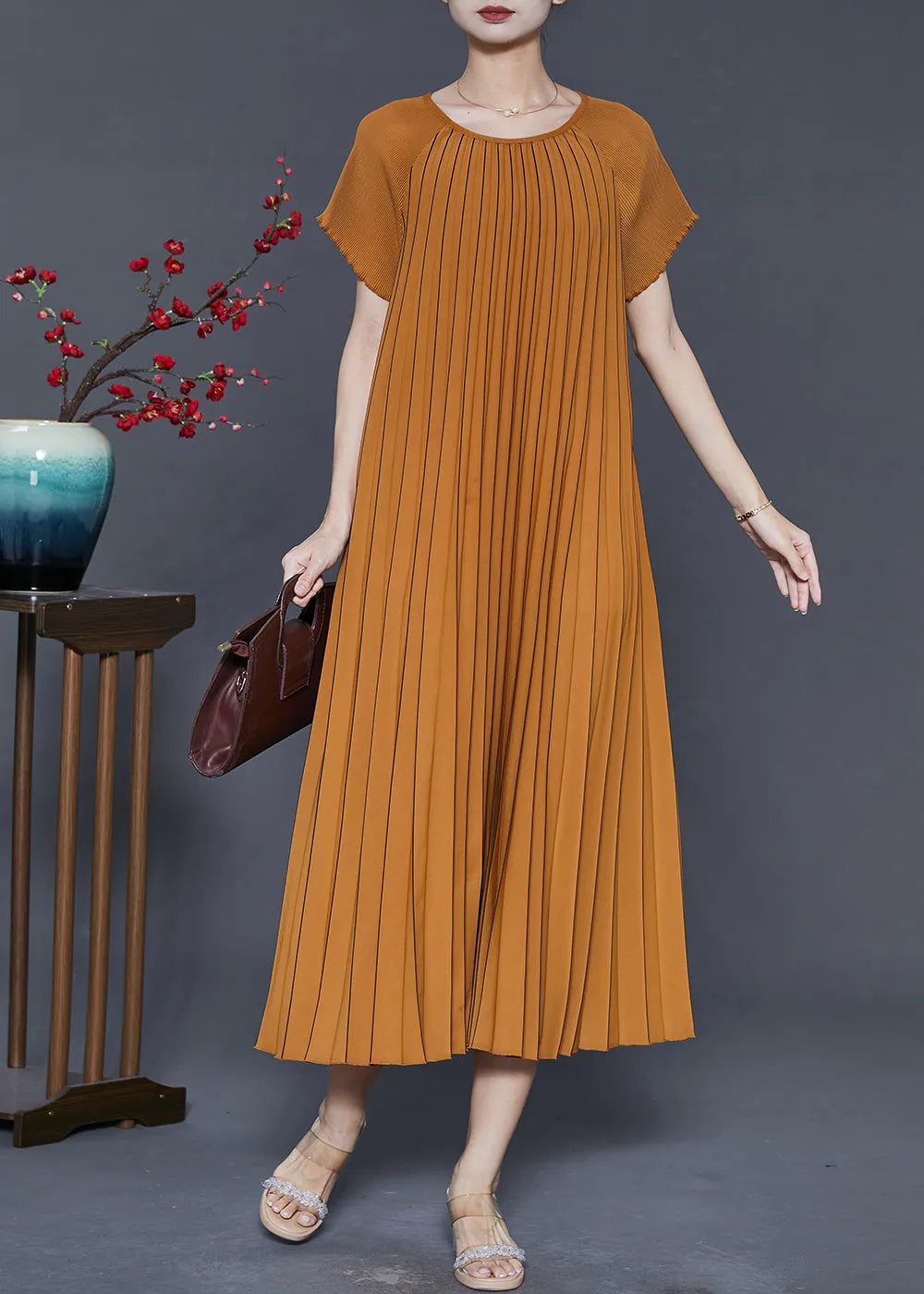 Classic Vintage Dress with a Flattering Fit