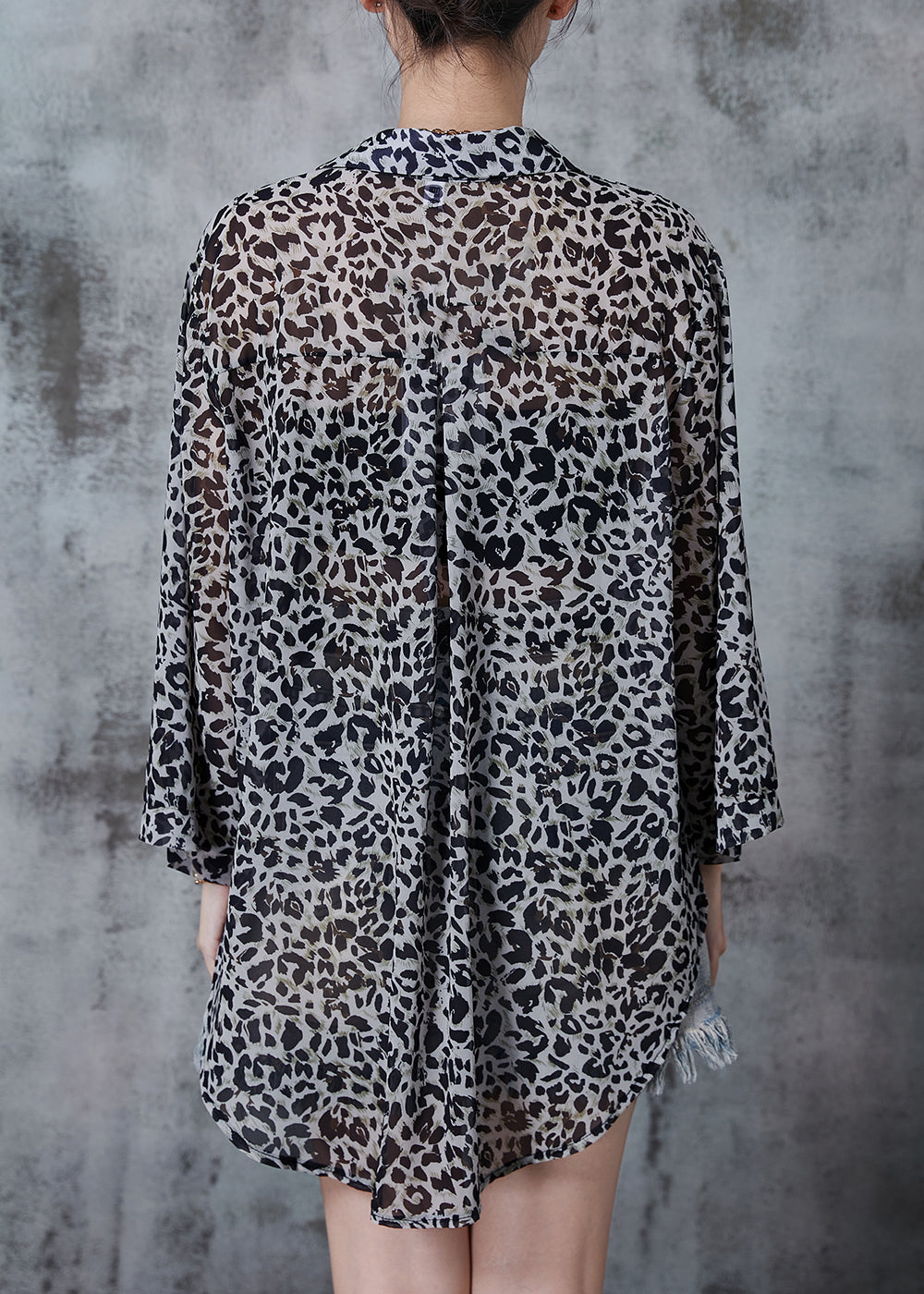 Well Tailored Shirt with a Graceful Silhouette