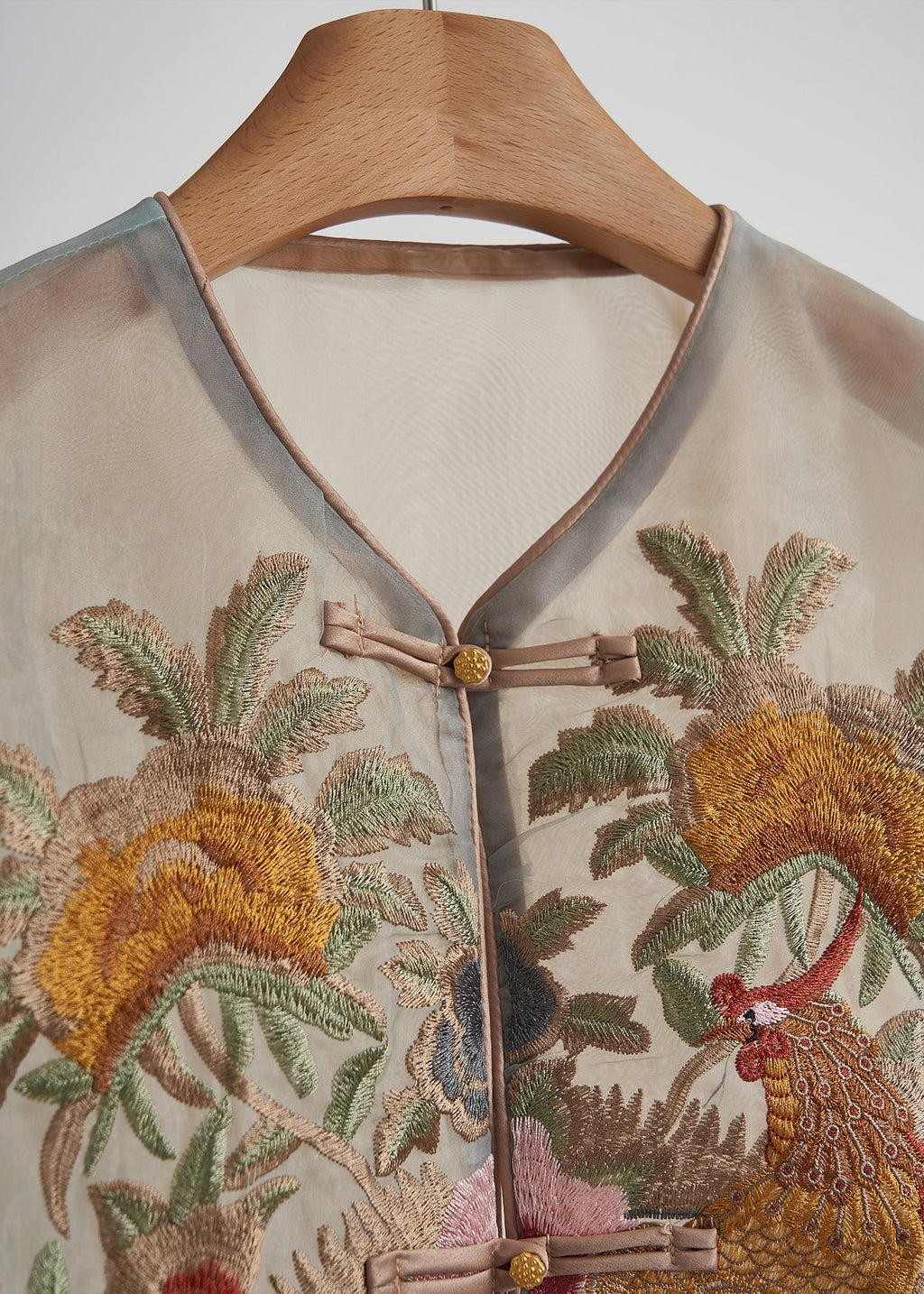Beautifully Crafted Top in a Classic Style