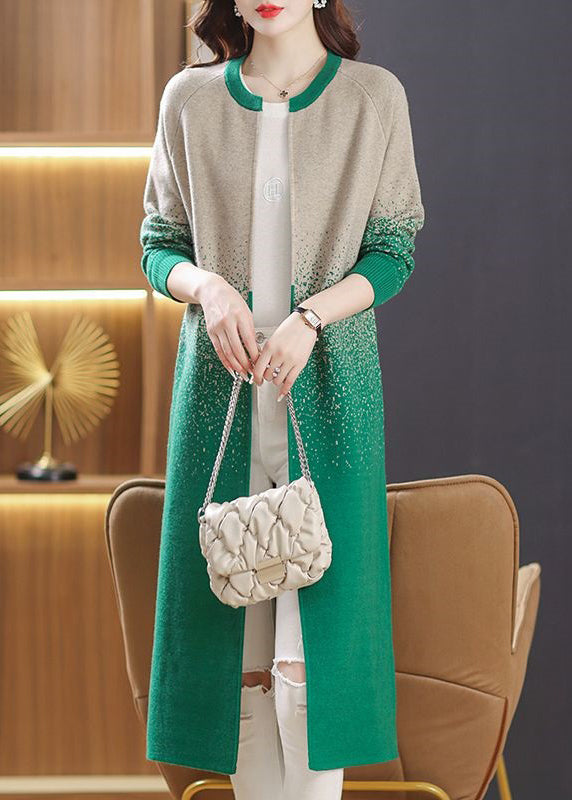 Classic Vintage Cardigan with a Flattering Fit