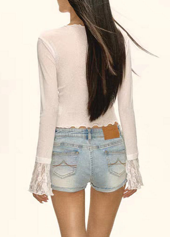 Beautifully Finished Top in a Timeless Design