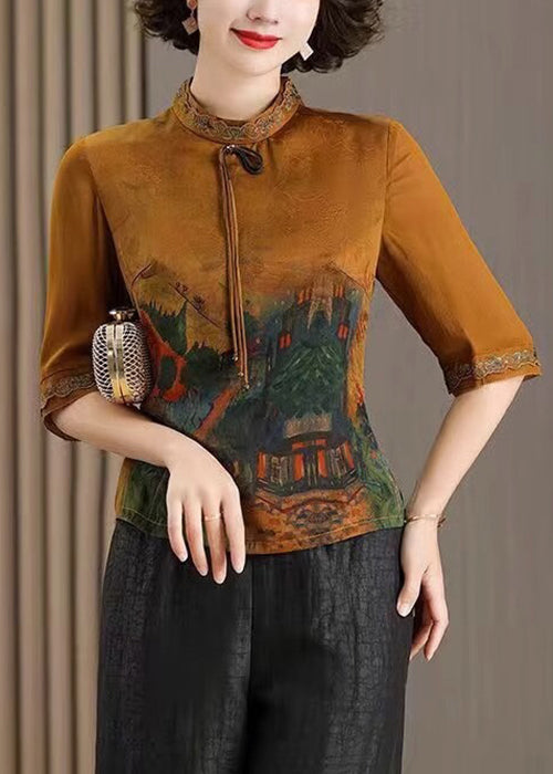 A Vintage Style Top with Delicate Timeless Details