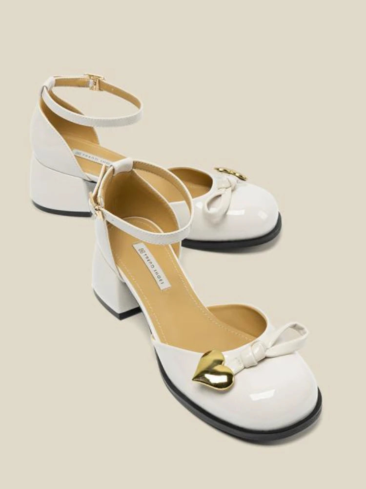 Elegant Orthopedic Pumps for Every Step