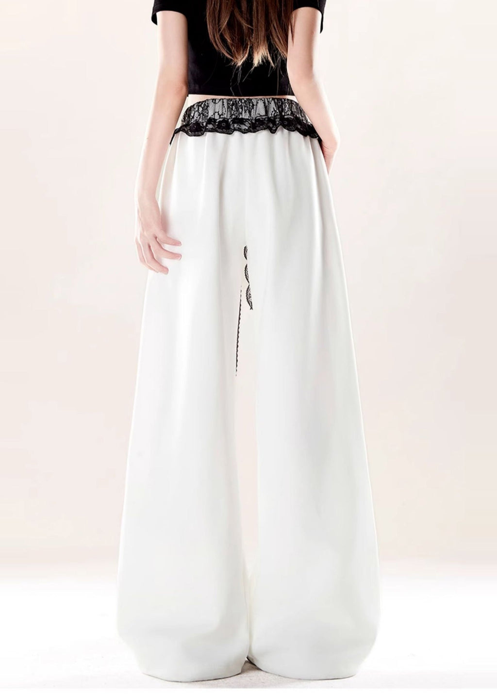 Polished Pants with an Effortless Classic Look