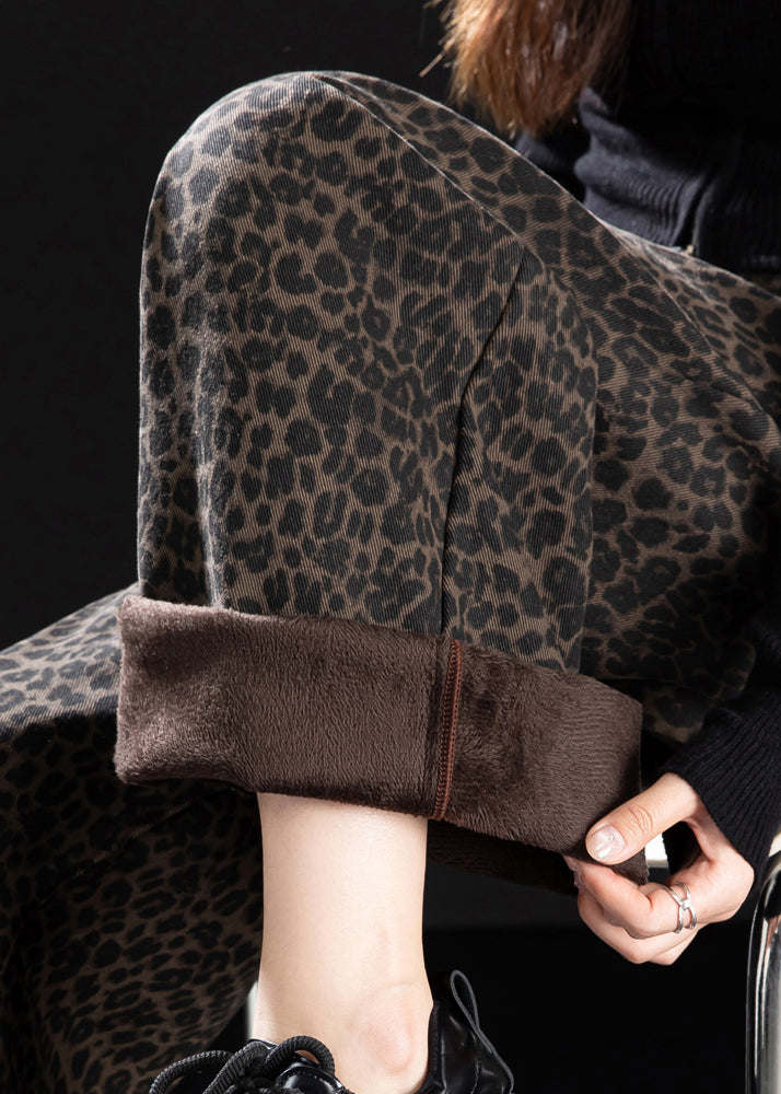 Elegantly Styled Pants for Everyday Wear