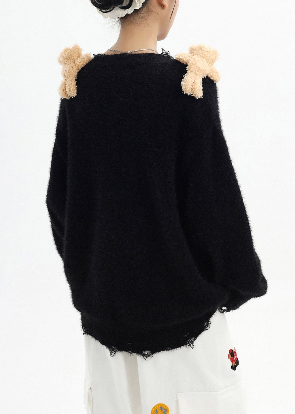 Beautifully Finished Top in a Timeless Design