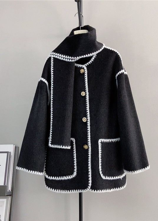 Well Tailored Coat with a Graceful Silhouette