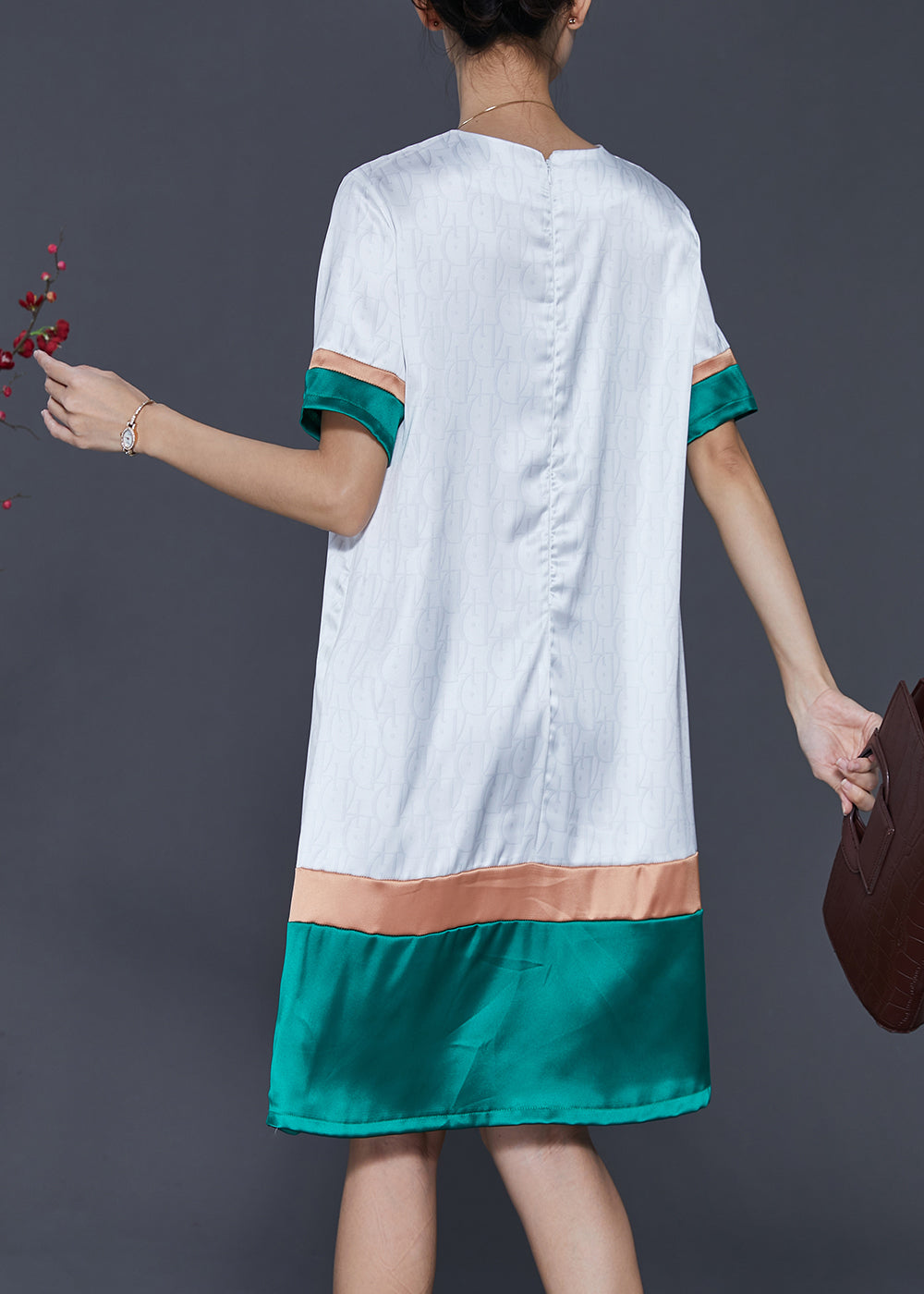 Polished Dress with an Effortless Classic Look