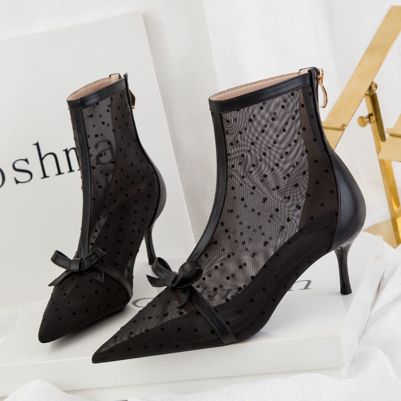 Graceful Orthopedic Boots for Modern Look