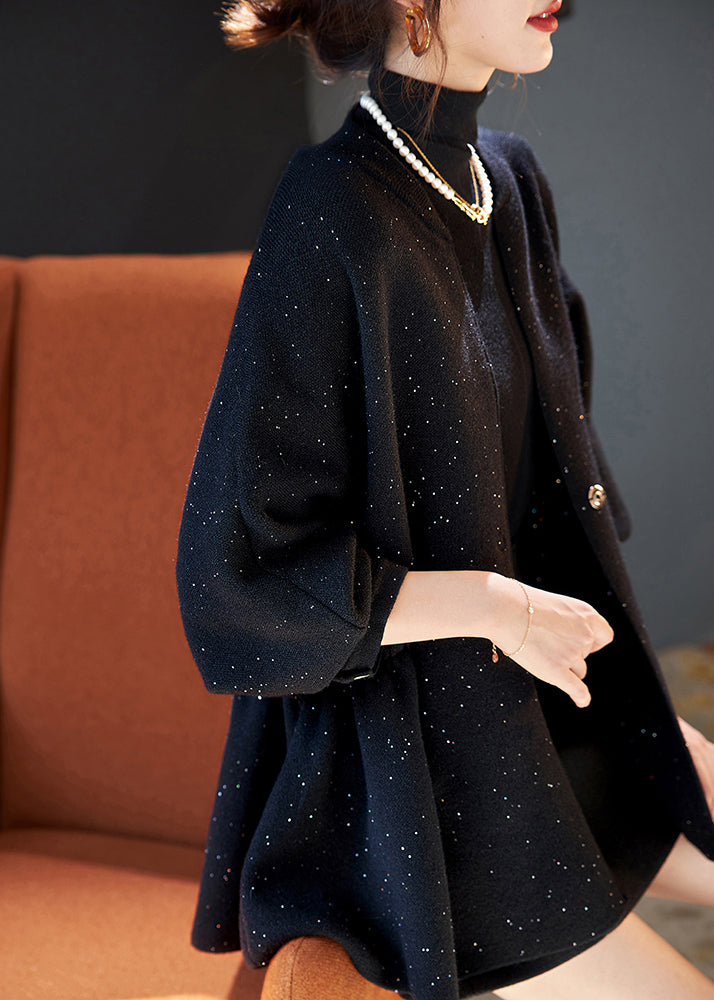 Elegantly Styled Coat for Everyday Wear