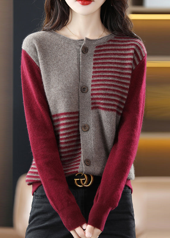 Elegantly Styled Cardigan for Everyday Wear