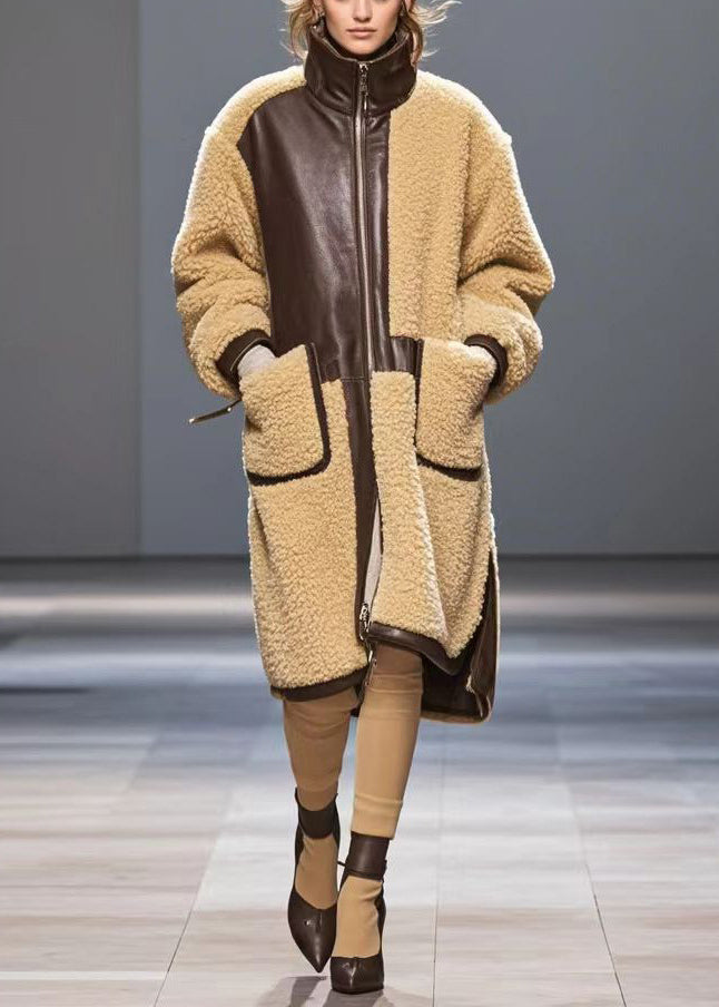 Well Tailored Coat with a Graceful Silhouette