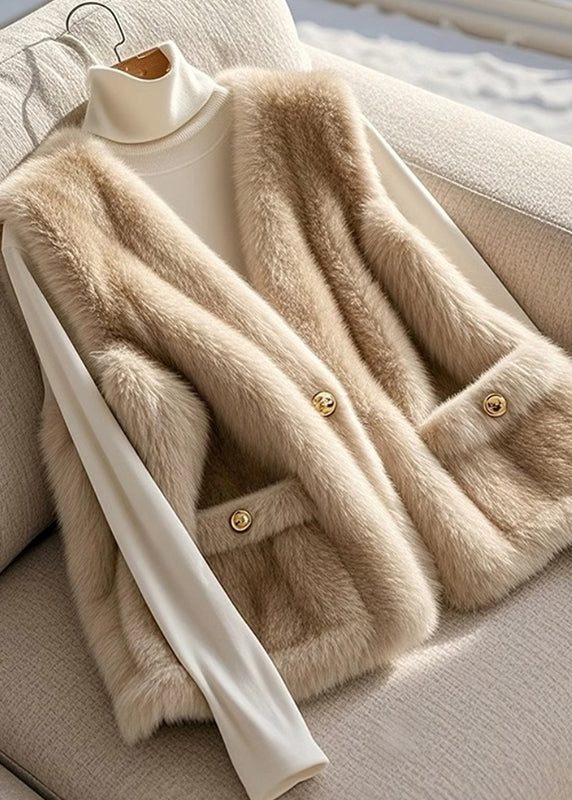 Beautifully Finished Garment in a Timeless Design
