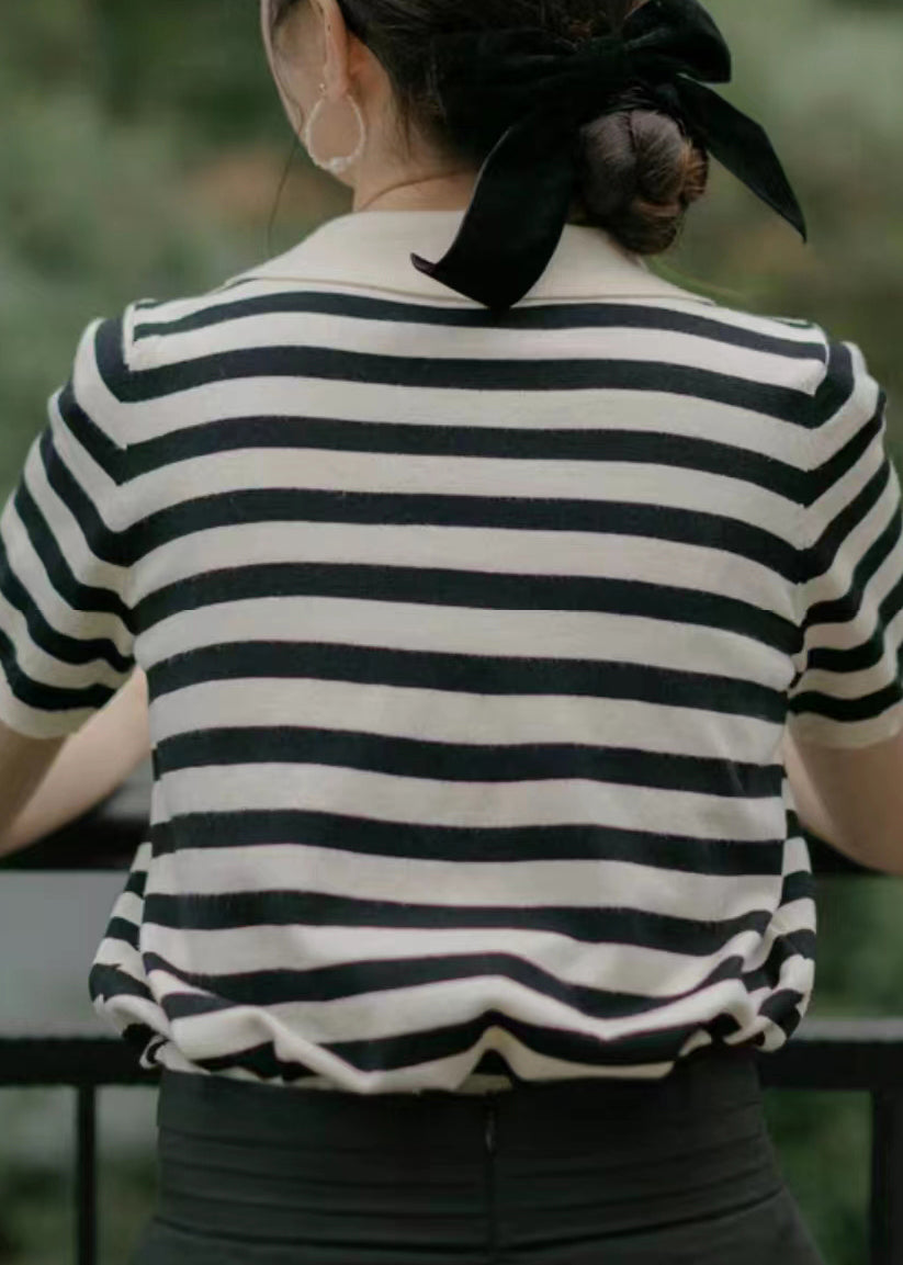 Classic Vintage Top with a Flattering Fit