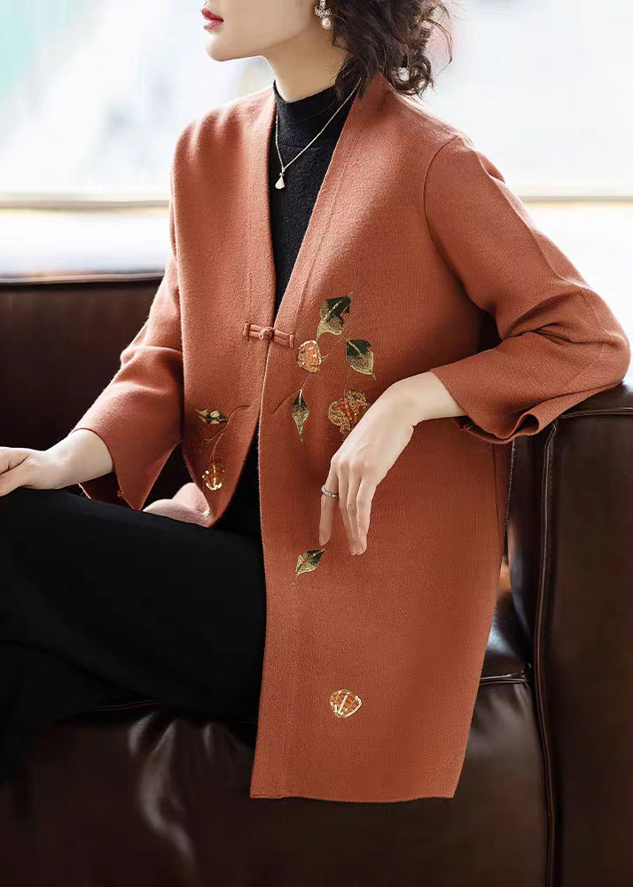 Well Tailored Cardigan with a Graceful Silhouette