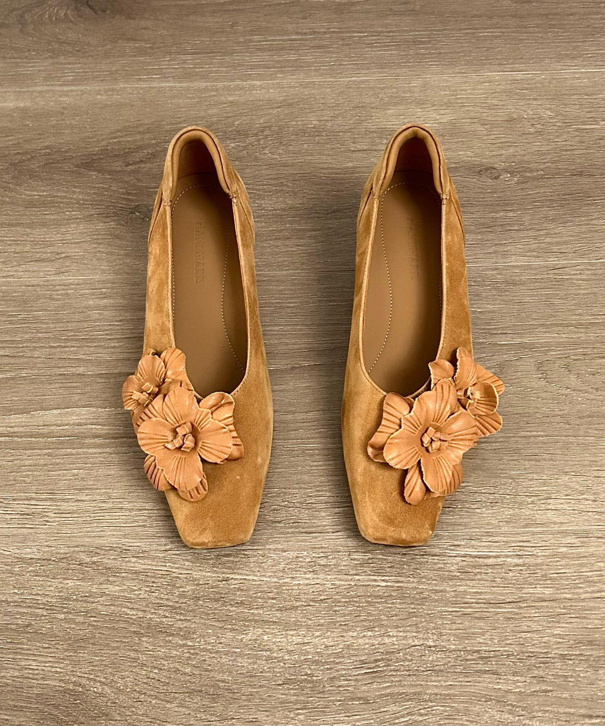 Graceful Orthopedic Heels for Modern Look