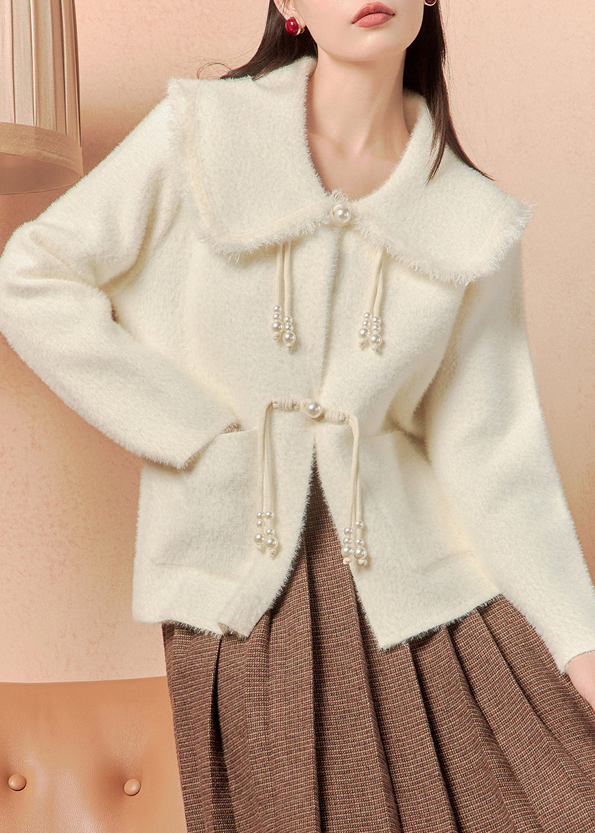 Elegantly Styled Coat for Everyday Wear