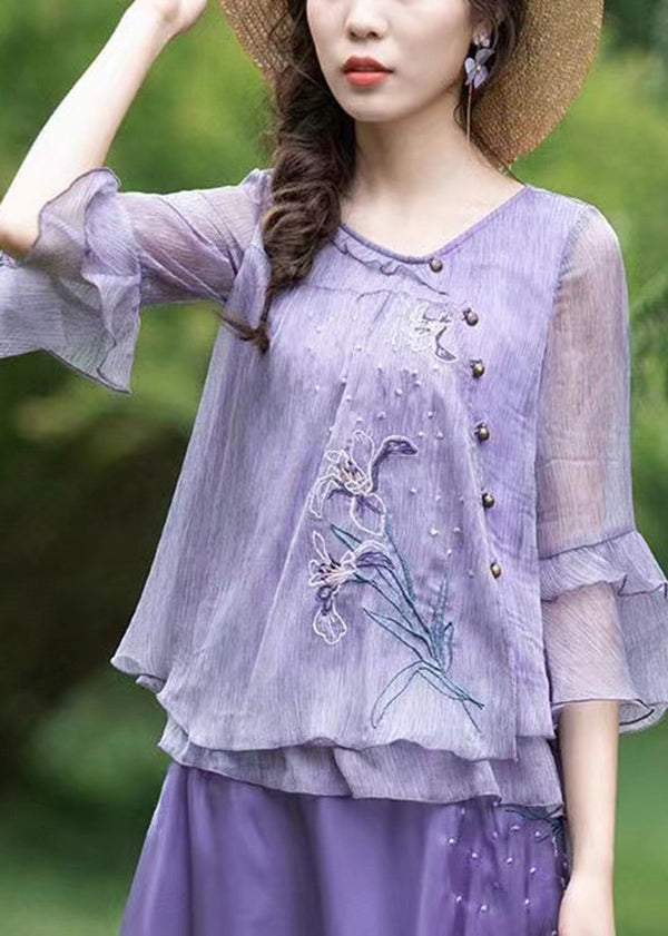 Effortlessly Elegant Blouse with a Timeless Design