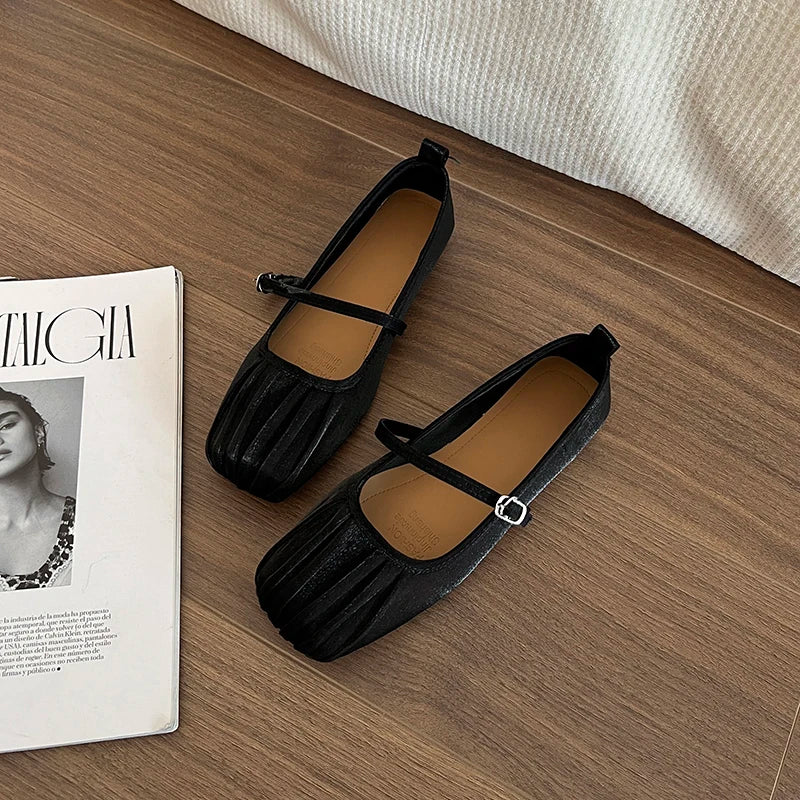 Comfortable Orthopedic Flats for Daily Wear