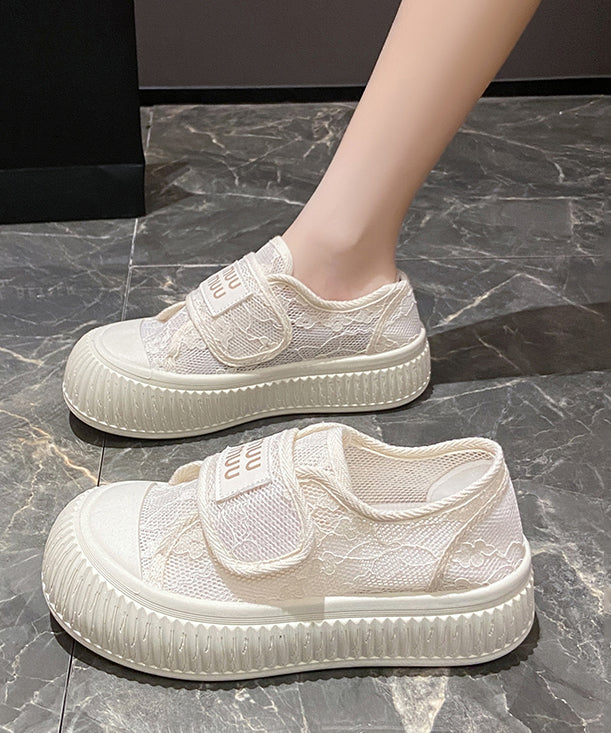 Chic Orthopedic Flats with Unique Design