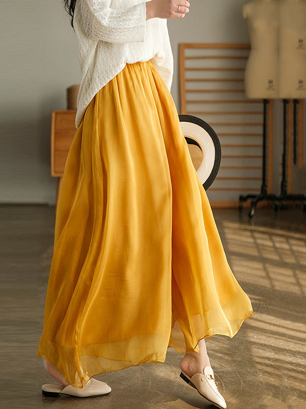 Classic Vintage Pants with a Flattering Fit