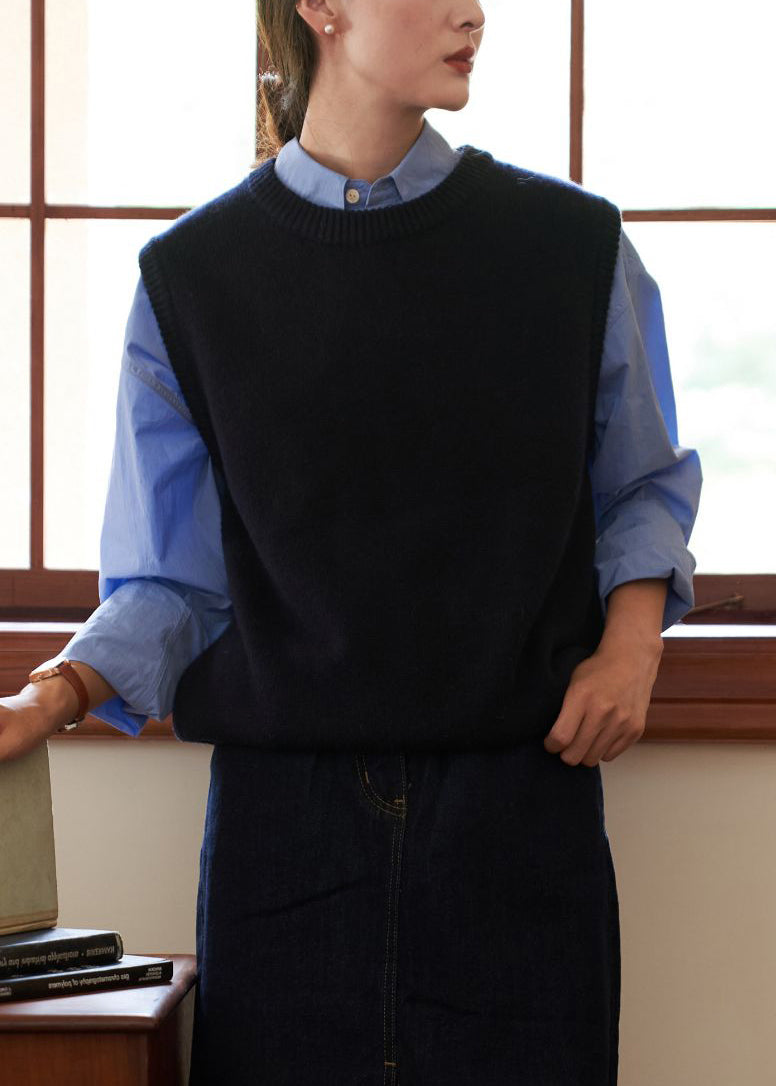 Classic Vintage Coat with a Flattering Fit