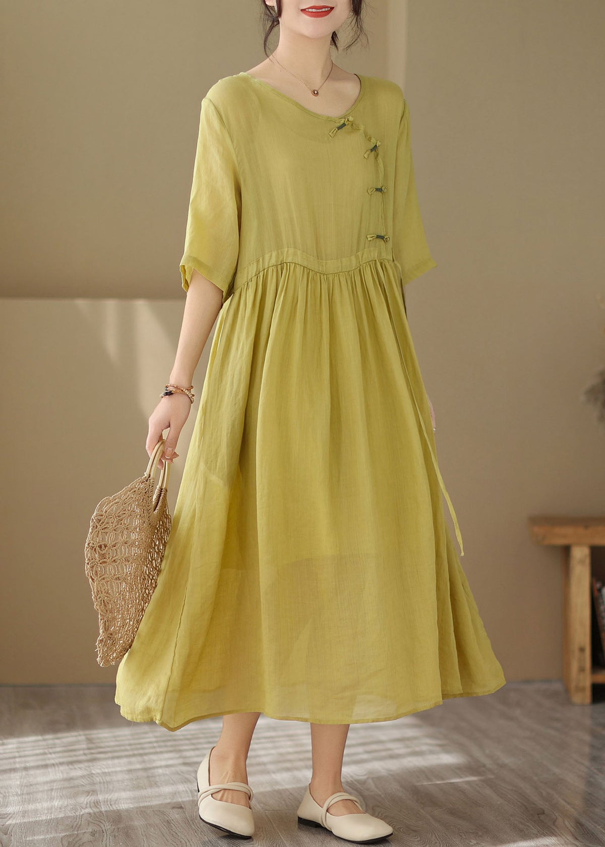 Classic Vintage & Enduringly Stylish Dress